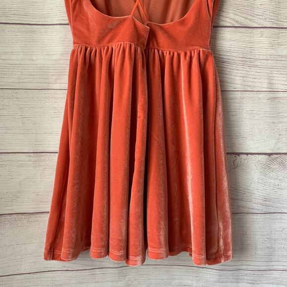 Silence & Noise Urban Outfitters Orange Velvet Romper Adjustable Straps Size XS - Picture 6 of 13